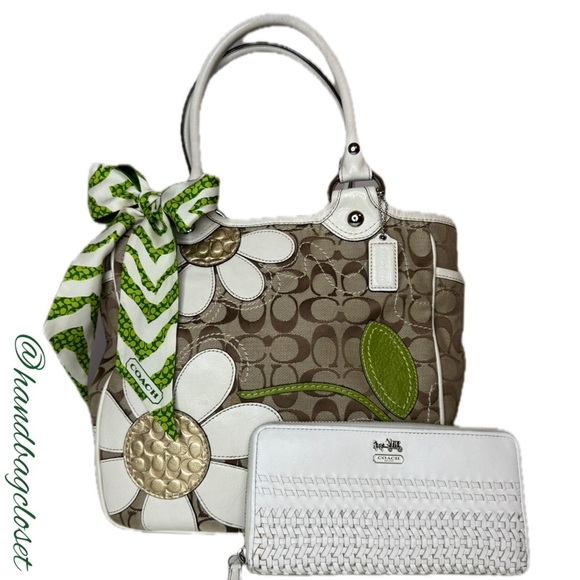 Y2K Coach F14724 Limited Ed. Green White Scarf Wallet Bleecker Daisy Tote Bag - Picture 2 of 16
